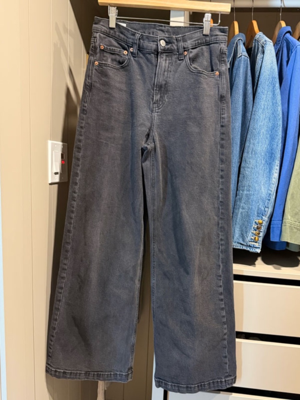 Gap High Rise Stride Wide Leg Jeans Washed Black Size 28/6